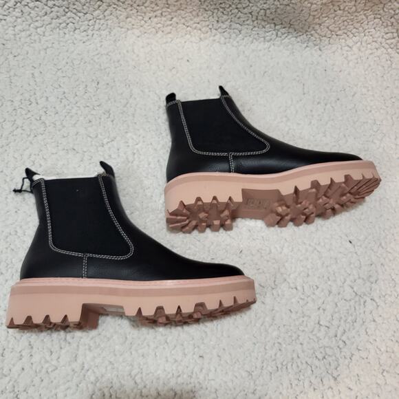 NWOT Dolce Vita Moana H2O waterproof booties - Picture 4 of 7